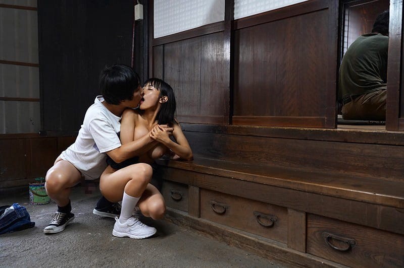 MẸ KẾ DÂM DỤC VÀ CẬU CON TRAI CỦA CHỒNG